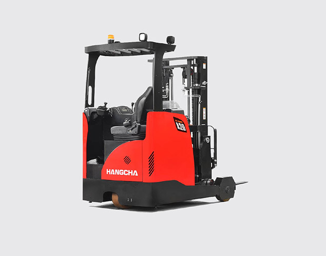 Reach Trucks